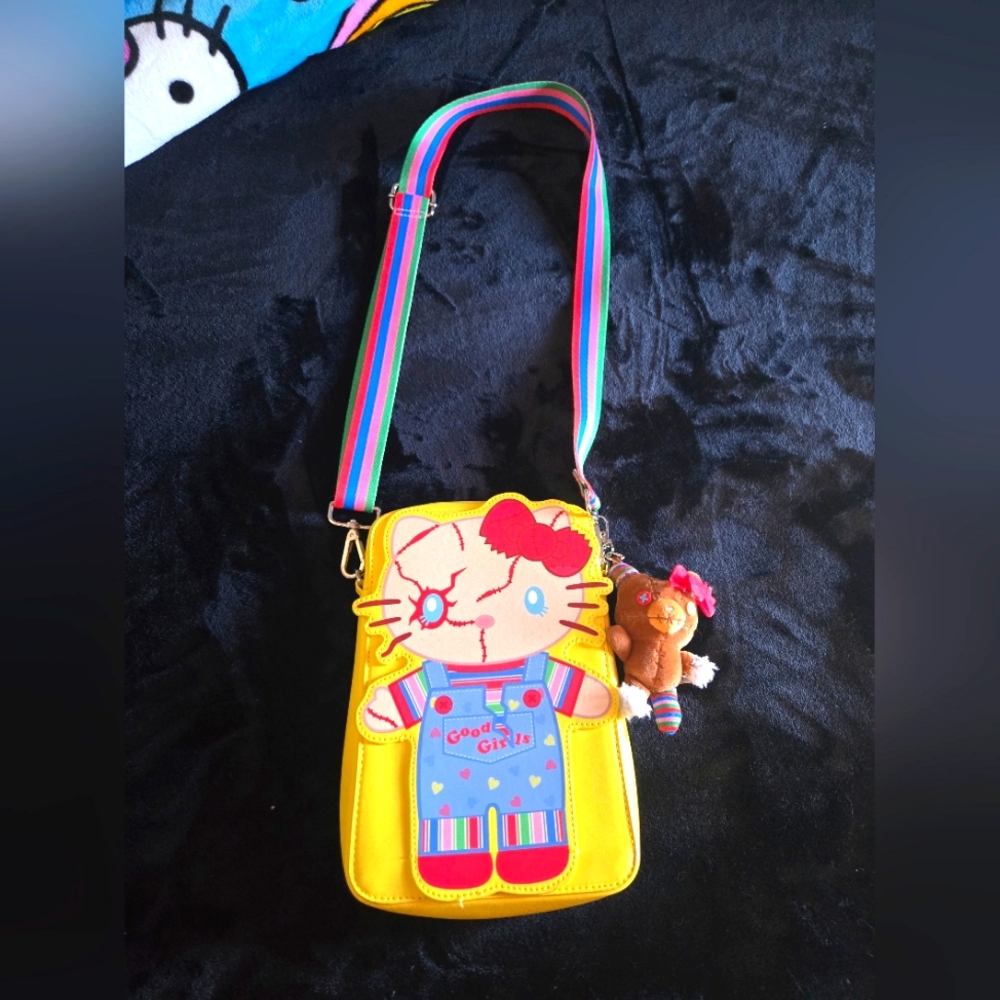 BNWOT Hello Kitty x Chucky Purse!! MINT! Never used. ❤️🖤❤️